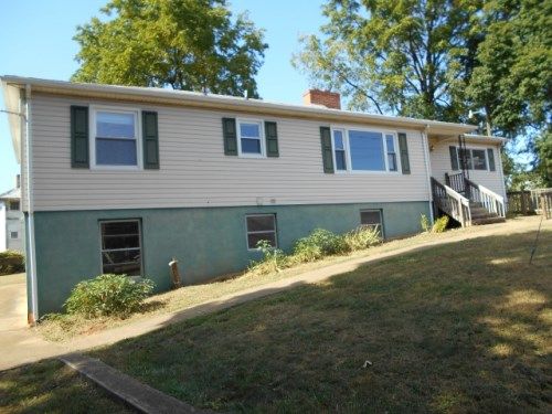 4309 Layman St NW, Roanoke, VA 24012