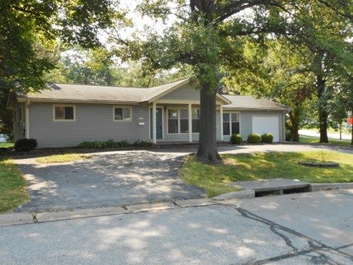 3700 Midview Ave, Bridgeton, MO 63044