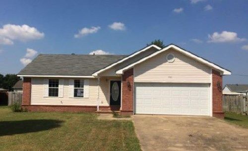 301 Dorton St, Bay, AR 72411