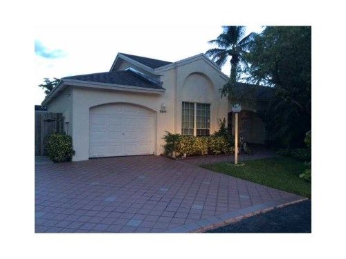 9916 NW 51 TE, Miami, FL 33178