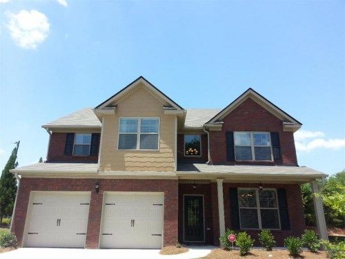 124 Village Place Drive, Newnan, GA 30265