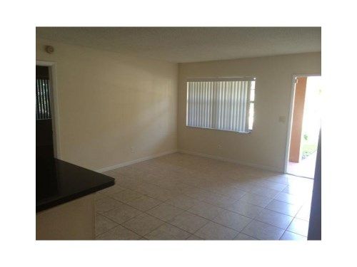 781 NW 104 AV # 104, Hollywood, FL 33026