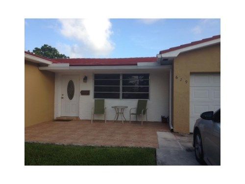 629 SW 2 CT, Hallandale, FL 33009