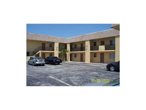 5941 16 PL # 23, Fort Lauderdale, FL 33313