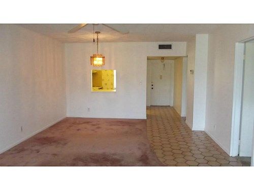 1010 COUNTRY CLUB DR # 208, Pompano Beach, FL 33063