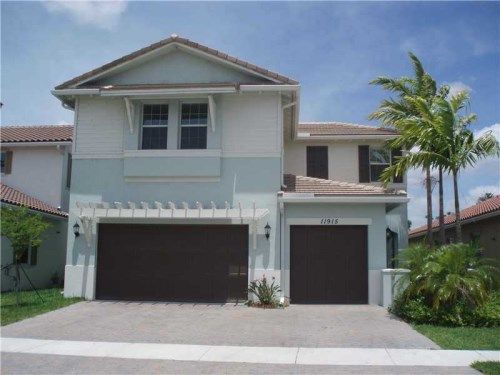 11915 NW 83 PL, Pompano Beach, FL 33076