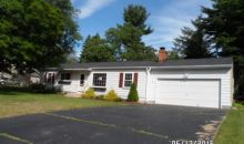 16 Simsbury Manor Dr Weatogue, CT 06089