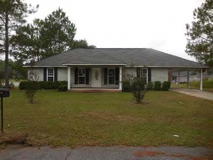 405 Coventry Circle, Moultrie, GA 31768