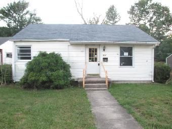 512 S Wright St, Blanchester, OH 45107