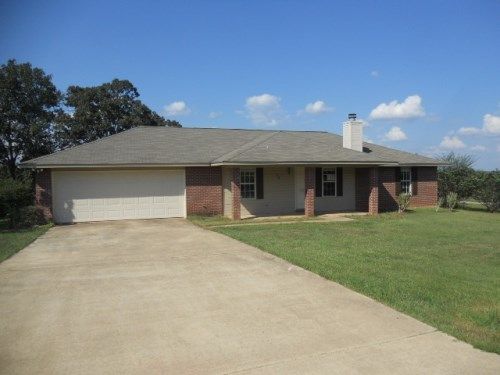 10 W Adam Dr, Sumrall, MS 39482