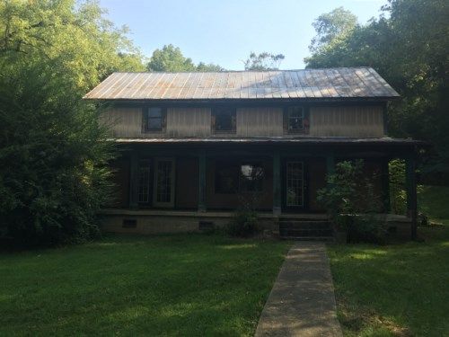 402 Williams Road, Sevierville, TN 37876