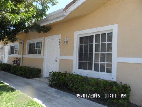 3928 SW 48 AV # 3928, Hollywood, FL 33023