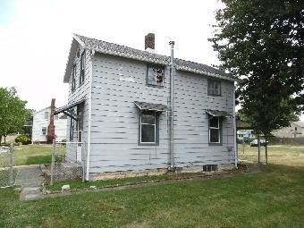 412 South St, Crestline, OH 44827