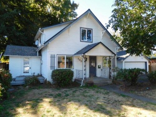 1335 NW Cedar St, Mcminnville, OR 97128