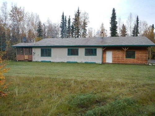 850 Turner Dr, North Pole, AK 99705