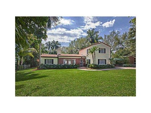 3950 LEAFY WY, Miami, FL 33133