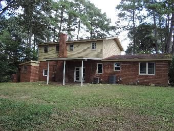 1108 Bear Trap Rd, Williamston, NC 27892