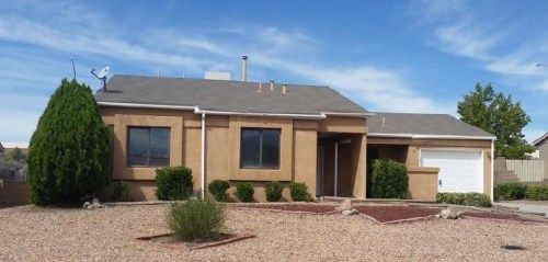 1925 Clearwater Lp NE, Rio Rancho, NM 87144