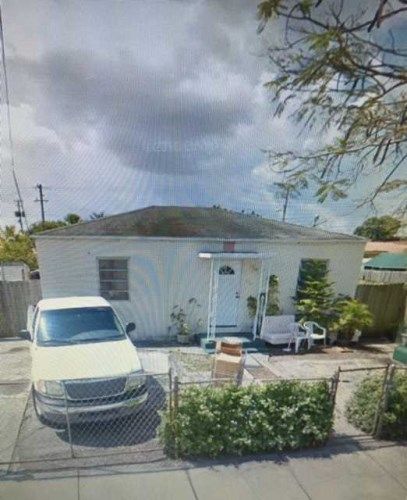 350 E 40 ST, Hialeah, FL 33013