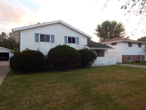 4124 Holl Avenue, Sheffield Lake, OH 44054