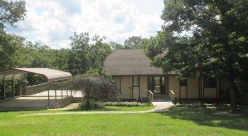 216 Shoshone Dr, Sparta, MO 65753