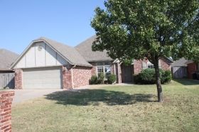 3405 Salter St, Duncan, OK 73533