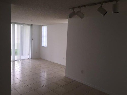 4360 NW 107 AV # 107, Miami, FL 33178