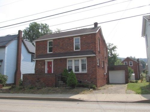 306 E 4th St, Derry, PA 15627