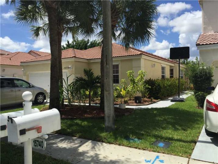 15730 NW 16 CT, Hollywood, FL 33028