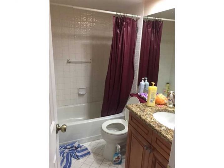 6221 NW 179 TE, Hialeah, FL 33015