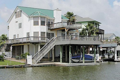 201 SAMPAN, Galveston, TX 77554