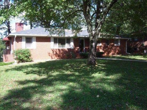 303 E Jule Peek Avenue, Cedartown, GA 30125