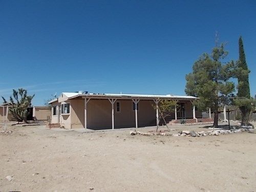 17369 N Lost Mine Drive, Dolan Springs, AZ 86441