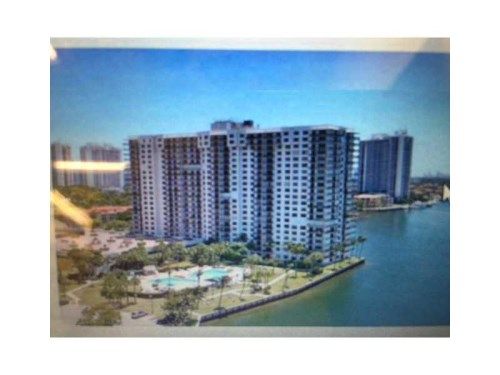 18151 NE 31 CT # 2009, North Miami Beach, FL 33160