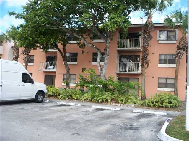 7195 NW 179 ST # 209, Hialeah, FL 33015