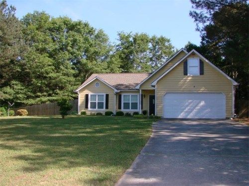 6894 Justin Drive, Loganville, GA 30052