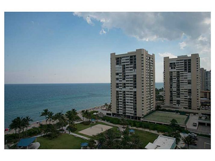 1850 S OCEAN DR # 1205, Hallandale, FL 33009