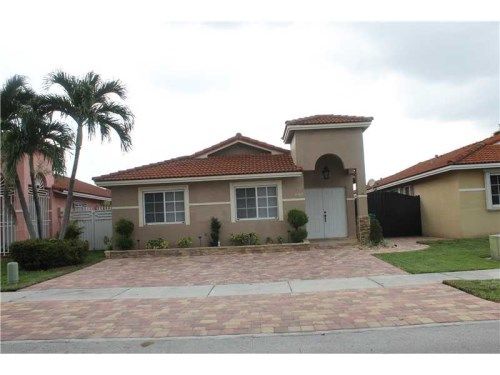 8987 NW 112 ST, Hialeah, FL 33018