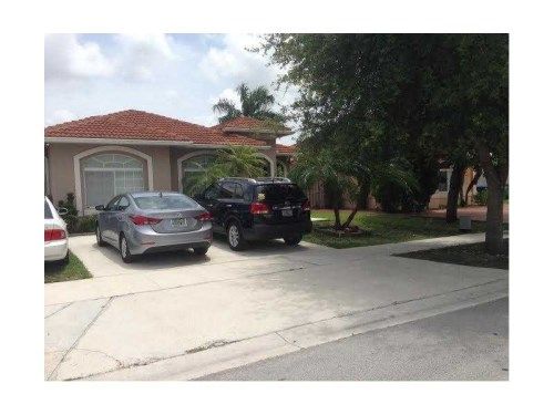 7928 NW 200 TE, Hialeah, FL 33015