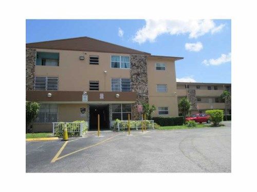 140 ROYAL PALM RD # 207, Hialeah, FL 33016