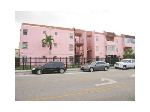 6070 W 18 AV # 313, Hialeah, FL 33012