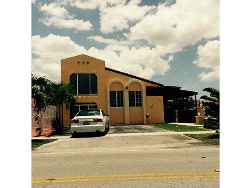 4211 W 10 CT, Hialeah, FL 33012