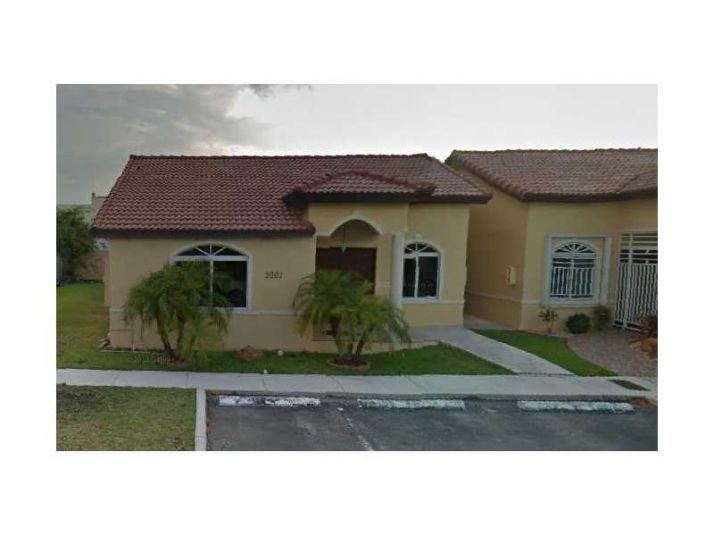 18714 NW 84 PASSAGE # 2001, Hialeah, FL 33015