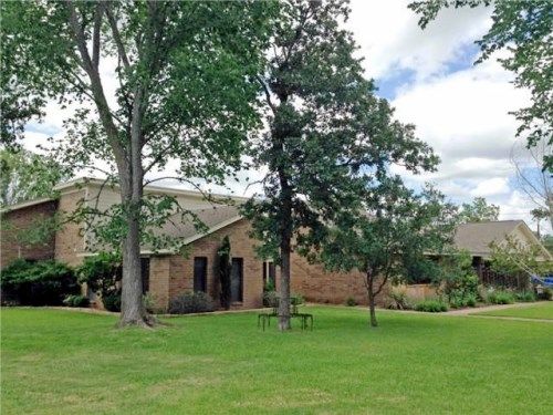 1047 County Road 229, Giddings, TX 78942