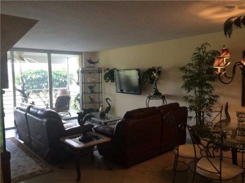 805 CYPRESS BL # 212, Pompano Beach, FL 33069