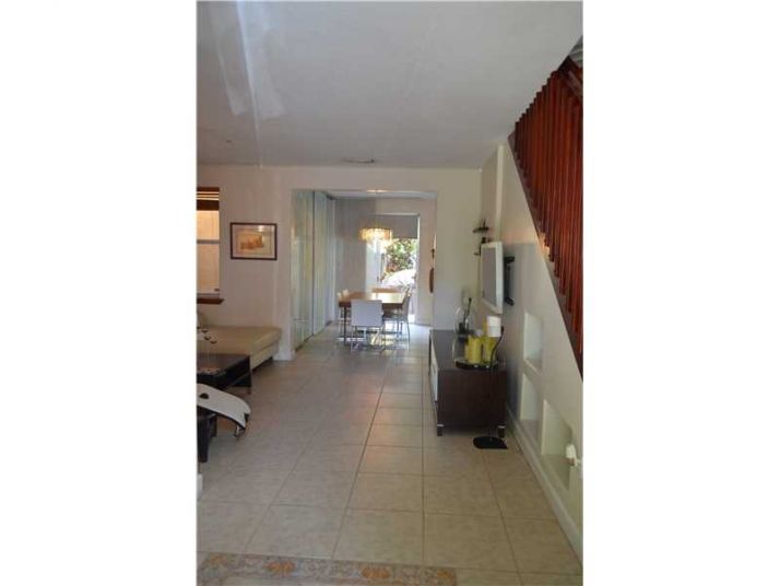 4859 NW 108 PL, Miami, FL 33178