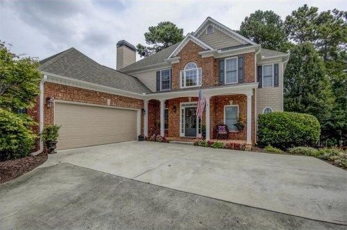 832 Valley Drive, Canton, GA 30114