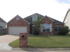 19630 E 39th St S, Broken Arrow, OK 74014