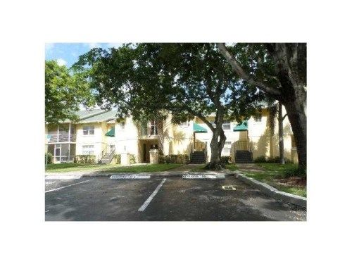 2803 N COURSE DR # 104, Pompano Beach, FL 33060