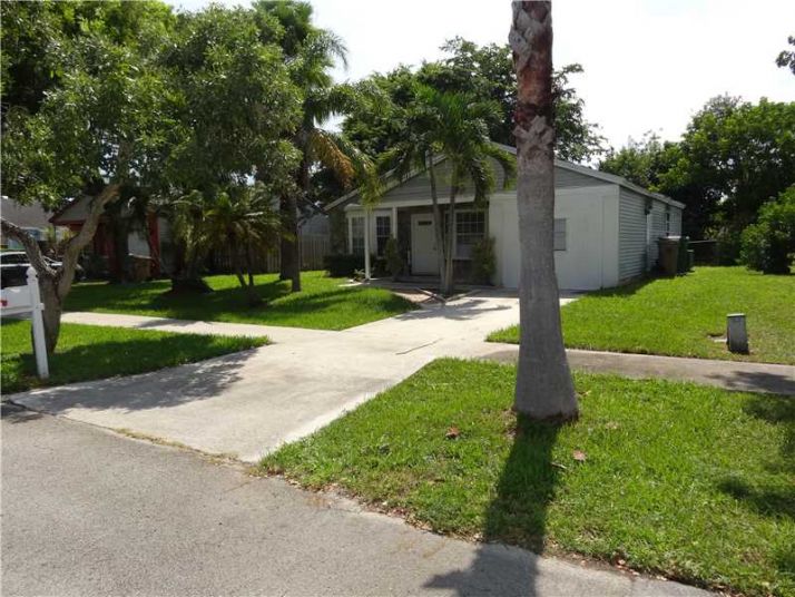 1611 SW 127 AV, Fort Lauderdale, FL 33325